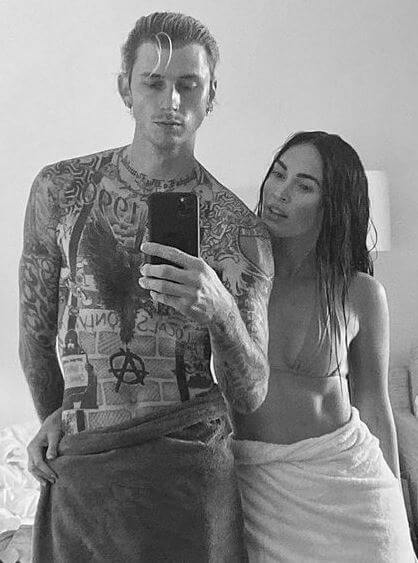 Noah Shannon Green mother Megan Fox with Machine Gun Kelly.